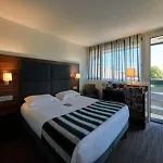 Kyriad Bordeaux - Aéroport Hotel
