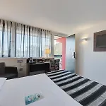 Kyriad Bordeaux - Aéroport Hotel