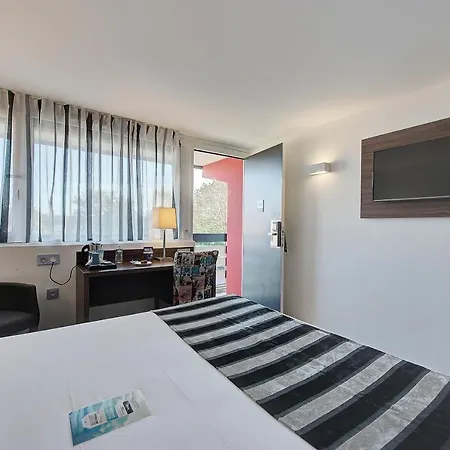 Kyriad Bordeaux - Aeroport 3*