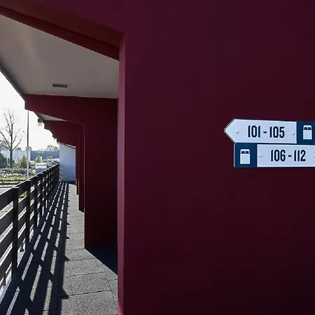 Hotel Kyriad Bordeaux - Aeroport Merignac (Gironde)