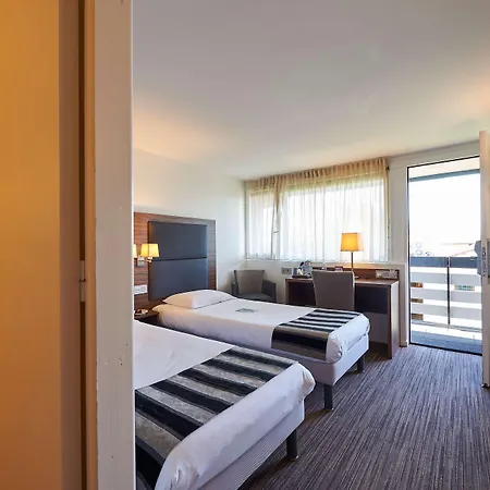 Hotell Kyriad Bordeaux - Aeroport 3*