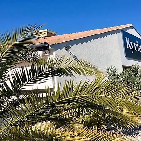 Kyriad Bordeaux - Aeroport Hotell Mérignac