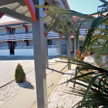 Kyriad Bordeaux - Aeroport Hotel 3*