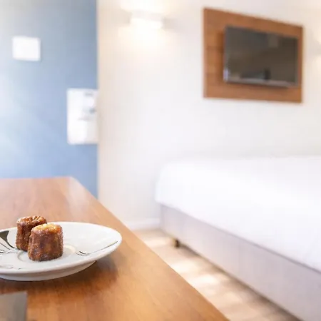 מלון Kyriad Bordeaux - Aeroport