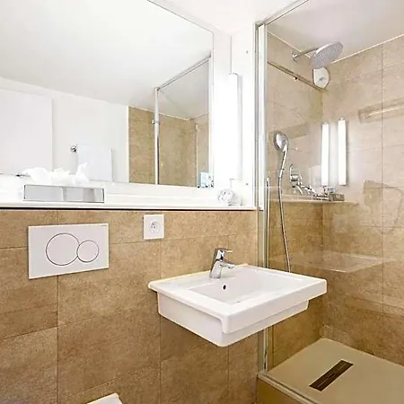 Kyriad Bordeaux - Aeroport Otel 3*