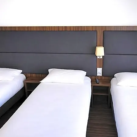 Kyriad Bordeaux - Aeroport 3* Mérignac