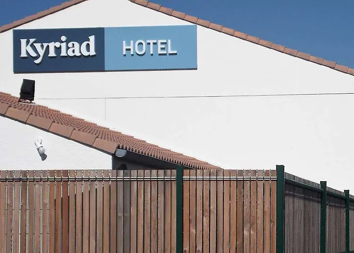 Kyriad Bordeaux - Aeroport מלון