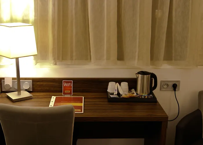 Kyriad Bordeaux - Aeroport 3* Mérignac