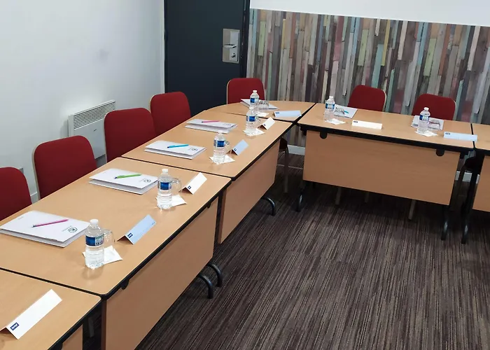 Kyriad Bordeaux - Aeroport 3*