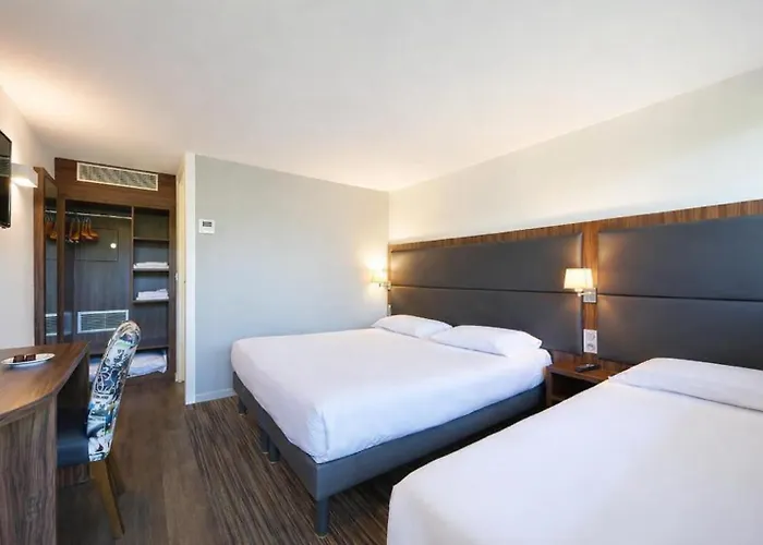 Kyriad Bordeaux - Aeroport מלון Mérignac