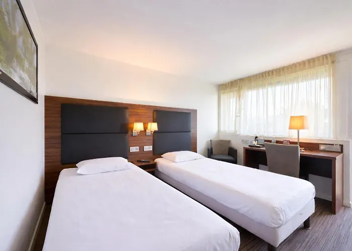 מלון Kyriad Bordeaux - Aeroport Mérignac