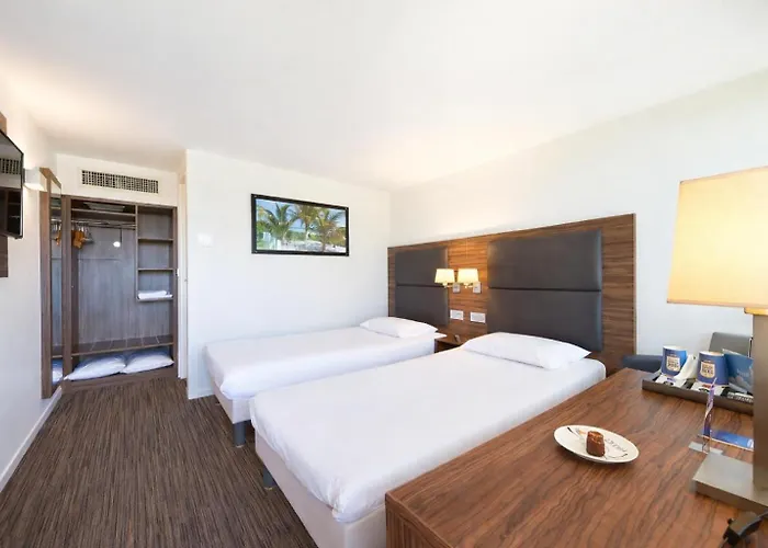 Kyriad Bordeaux - Aeroport Mérignac