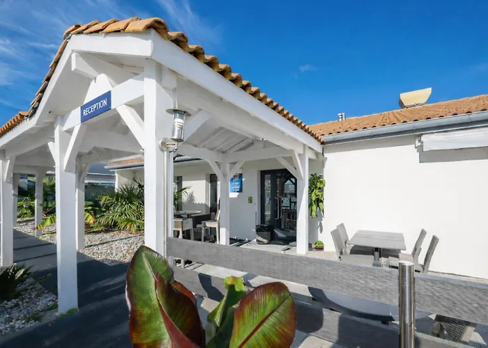 Kyriad Bordeaux - Aeroport מלון