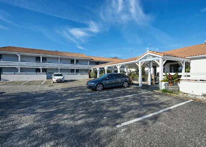 Kyriad Bordeaux - Aeroport 3*