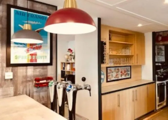 מלון Kyriad Bordeaux - Aeroport Mérignac